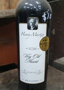 Henry Martin Very Old Muscat - Image 2